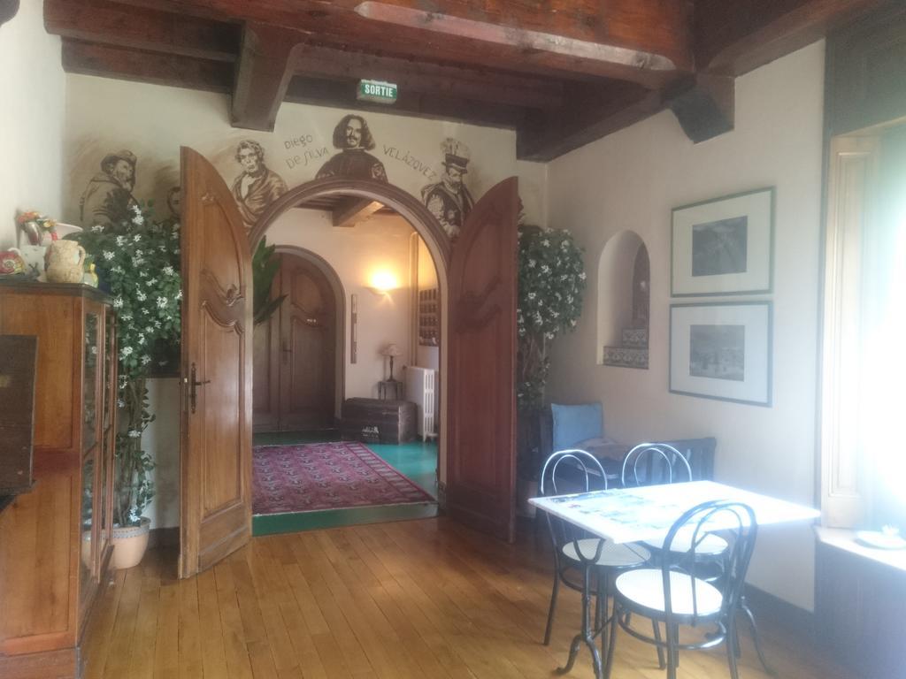 Hotel Le Mas Fleuri Верне-ле-Бен Экстерьер фото